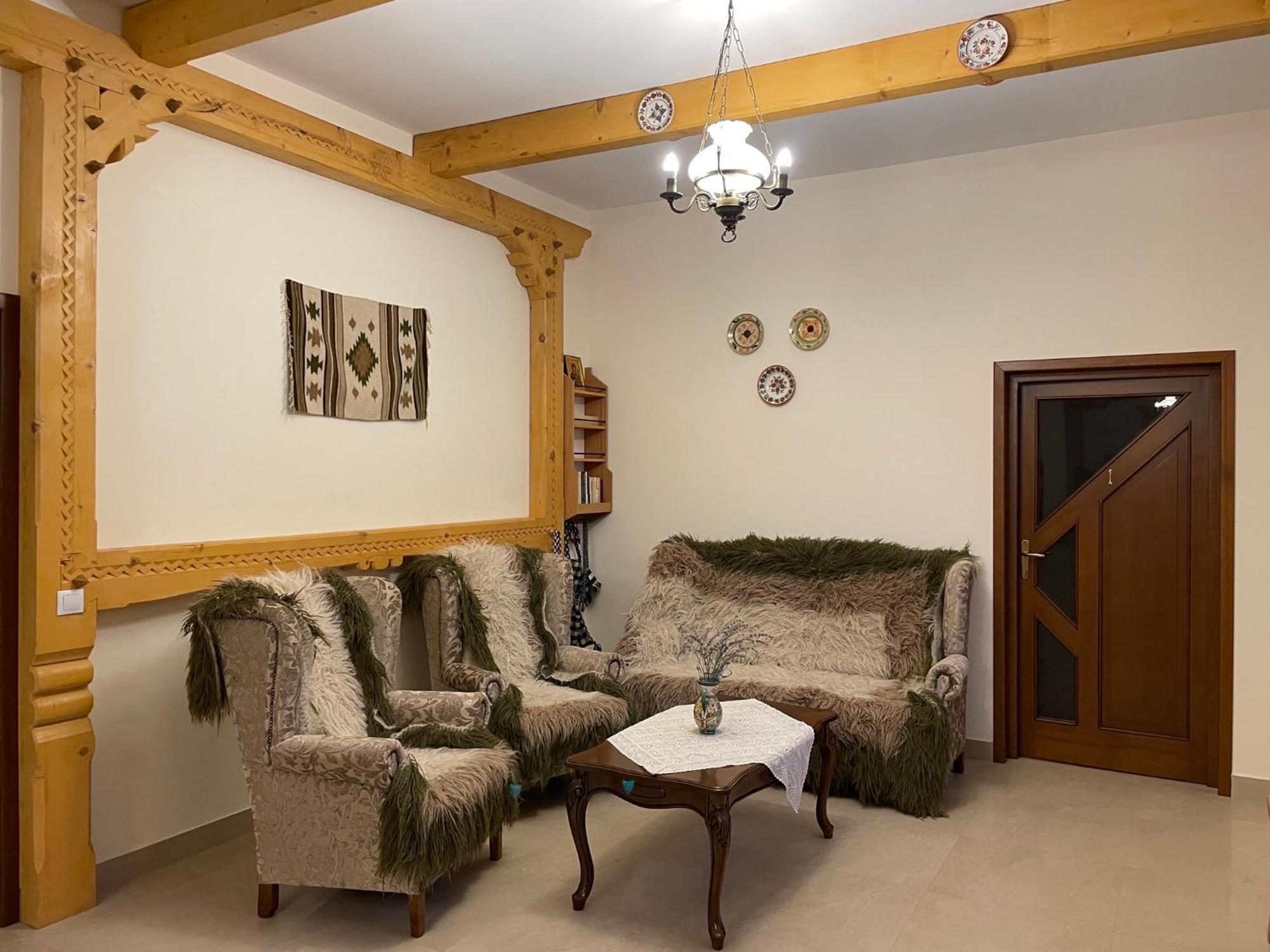 Bîrsana Pensiunea Valea Muntelui מראה חיצוני תמונה